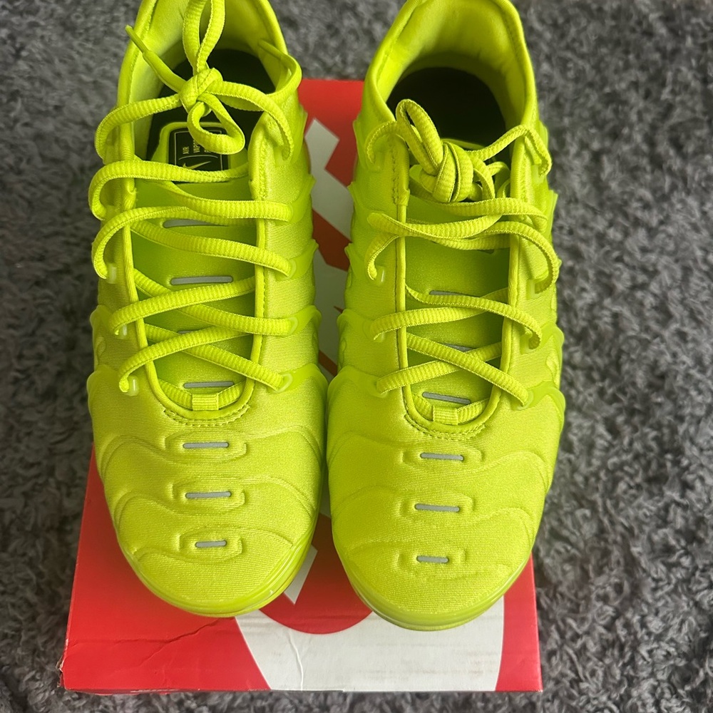 Air Vapormax Plus "Tennis Ball" sneakers